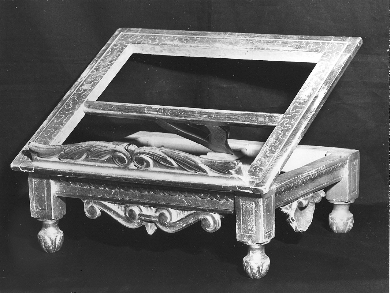 leggio d'altare - ambito parmense (seconda metà sec. XIX)