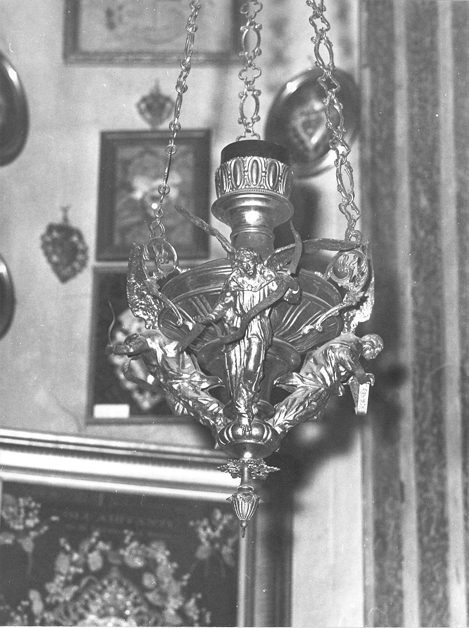 lampada da chiesa - produzione parmense (inizio sec. XX)