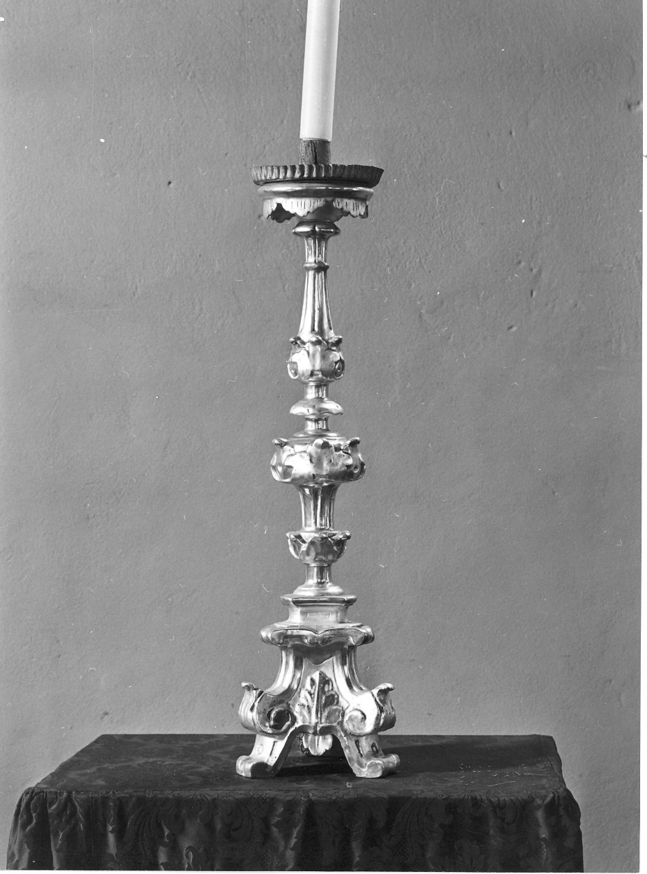 candeliere d'altare, coppia - ambito piacentino (seconda metà sec. XVIII)