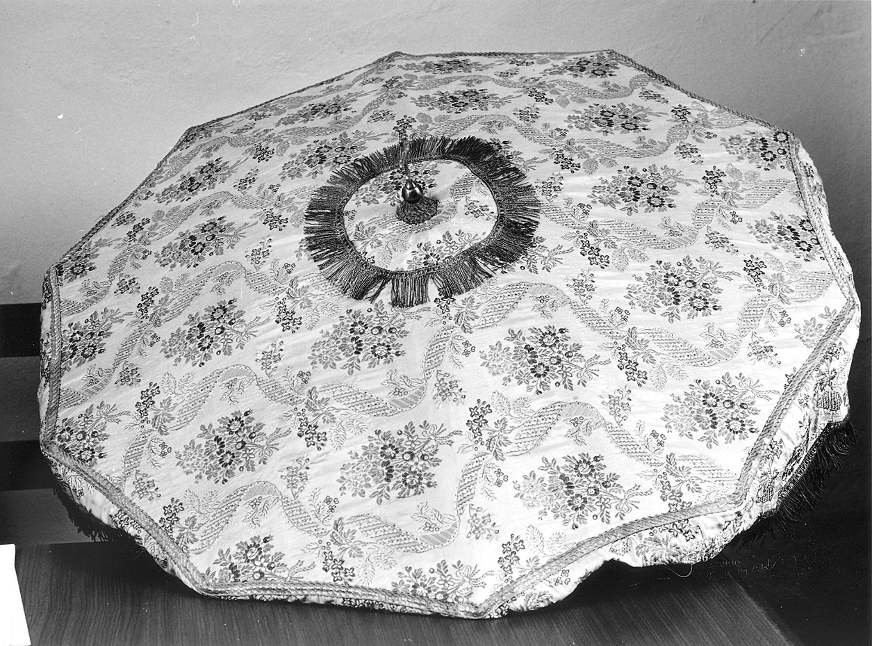 ombrellino processionale - manifattura piacentina (seconda metà sec. XIX)