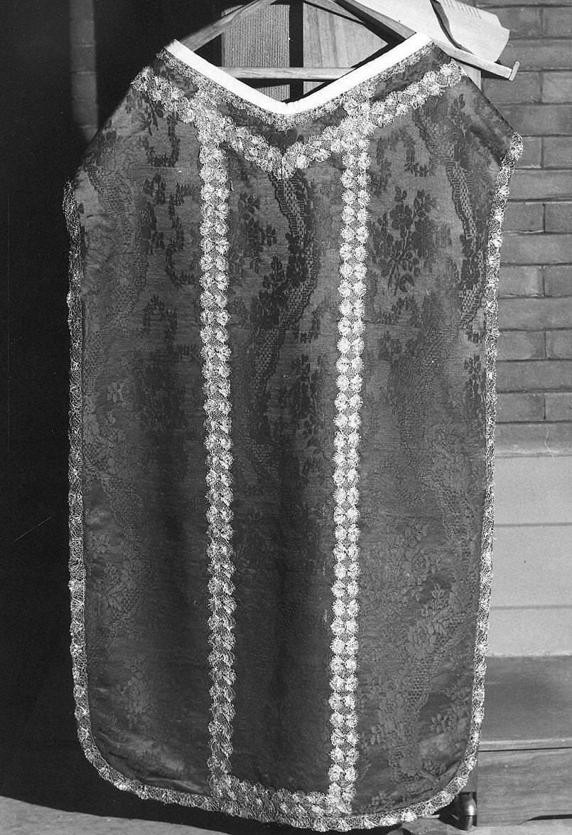 paramento liturgico, insieme - manifattura francese (sec. XVIII)