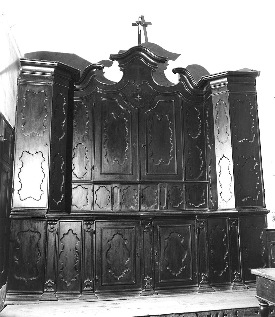 armadio da sacrestia - ambito piacentino (sec. XVIII)