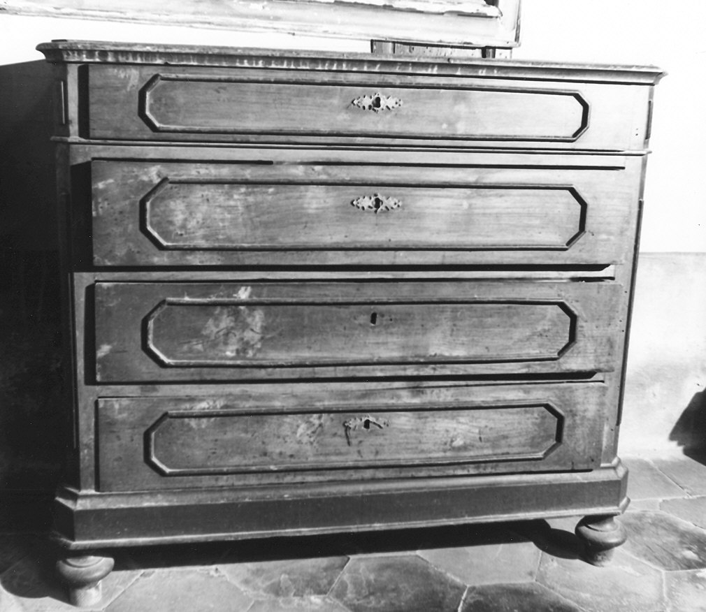 cassettone - ambito piacentino (seconda metà sec. XIX)