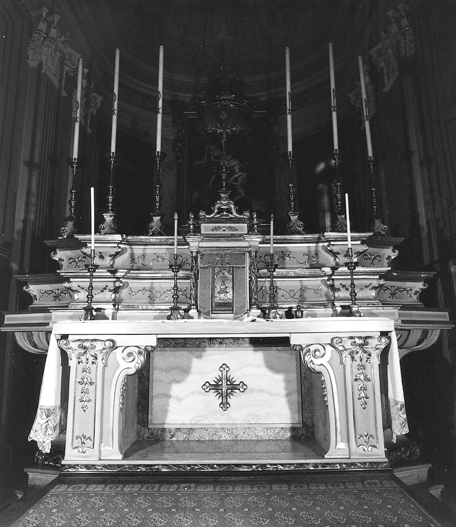 altare maggiore di Araldi Antonio, Canuto Gaspare, Cantù Sebastiano (sec. XVIII)