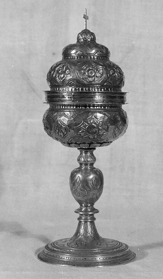 pisside - ambito parmense (primo quarto sec. XVII)