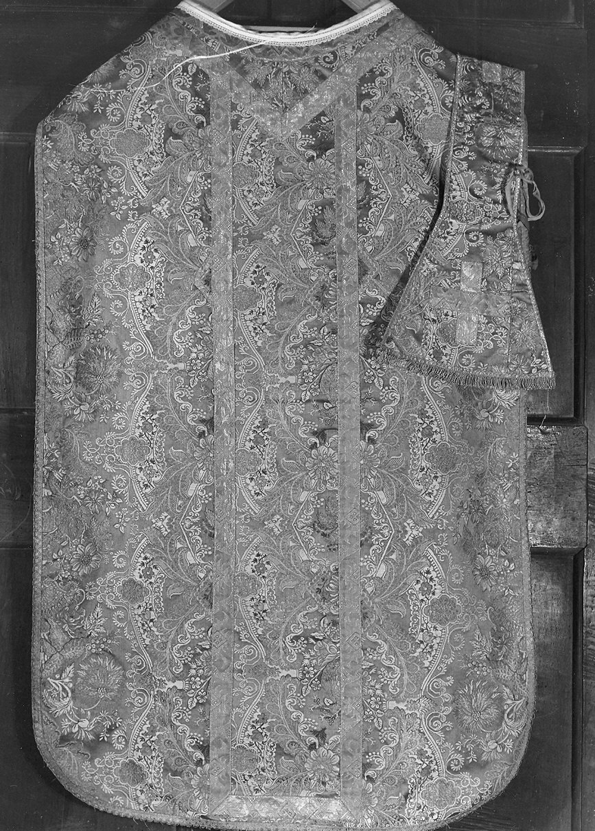 paramento liturgico, insieme - manifattura italiana (primo quarto sec. XVIII)
