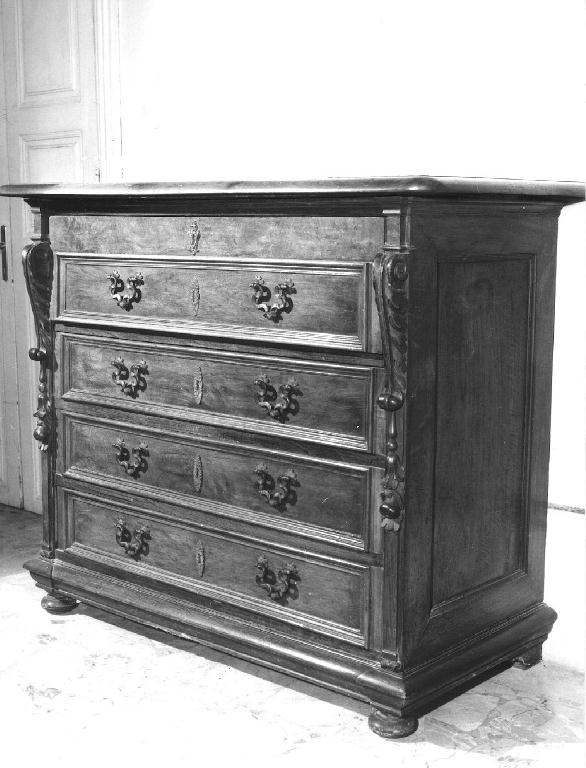 cassettone - ambito piacentino (seconda metà sec. XVII)