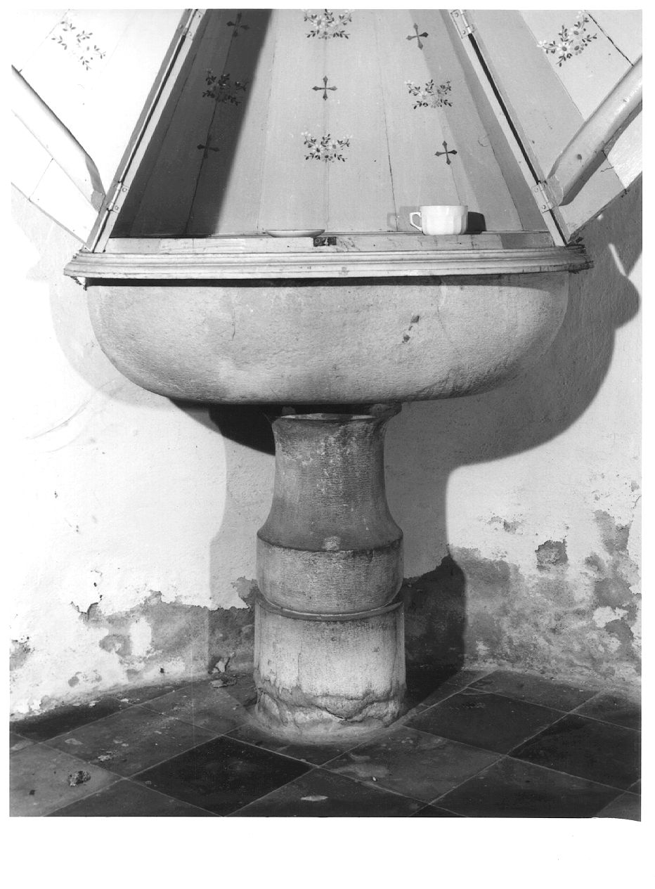 fonte battesimale - a fusto - ambito piacentino (sec. XIX)