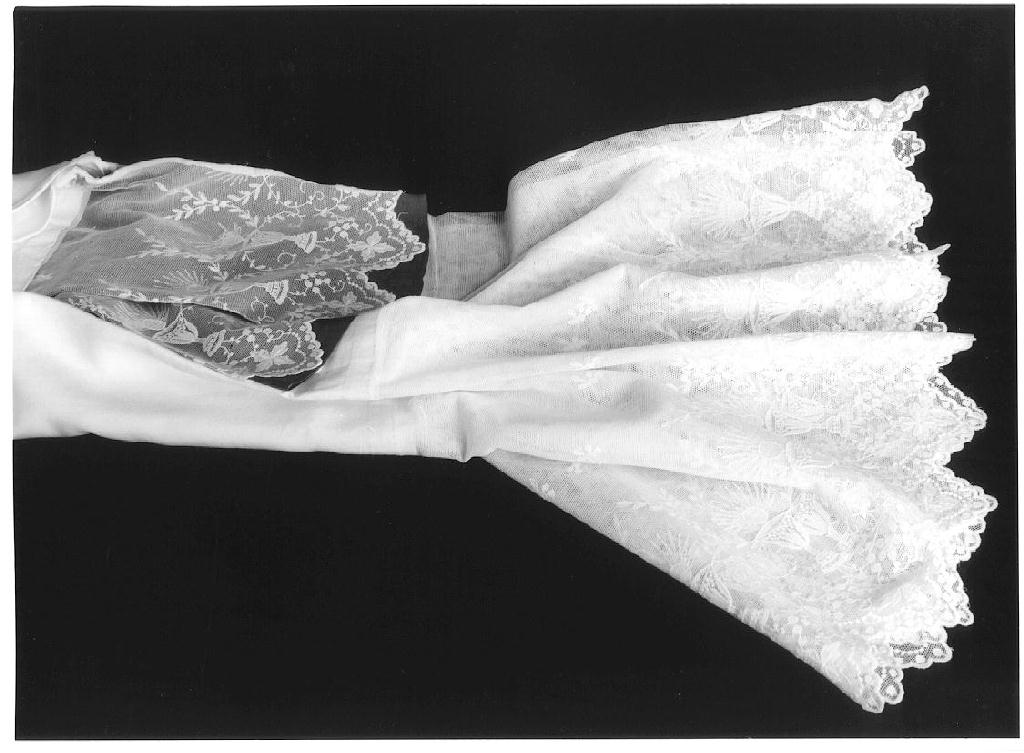 camice - manifattura lombardo-emiliana (seconda metà sec. XIX)