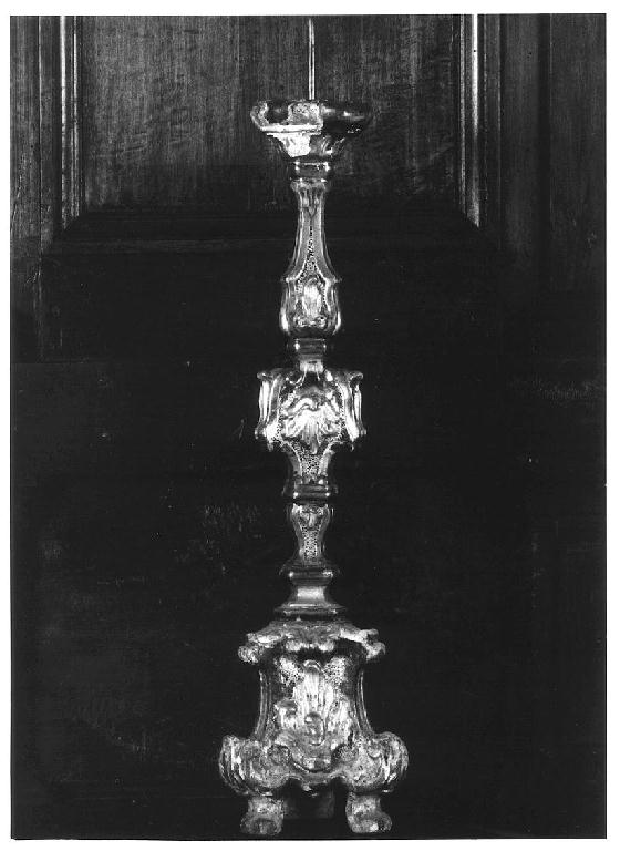 candeliere d'altare - manifattura piacentina (sec. XVIII)