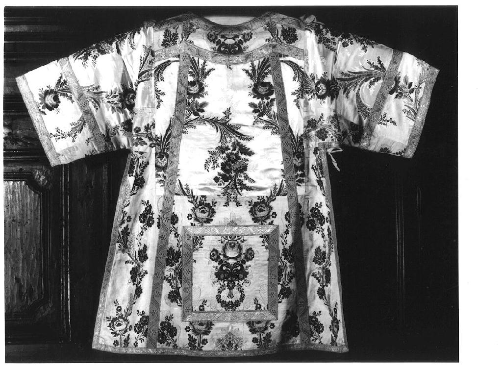 dalmatica - manifattura italiana (sec. XIX)