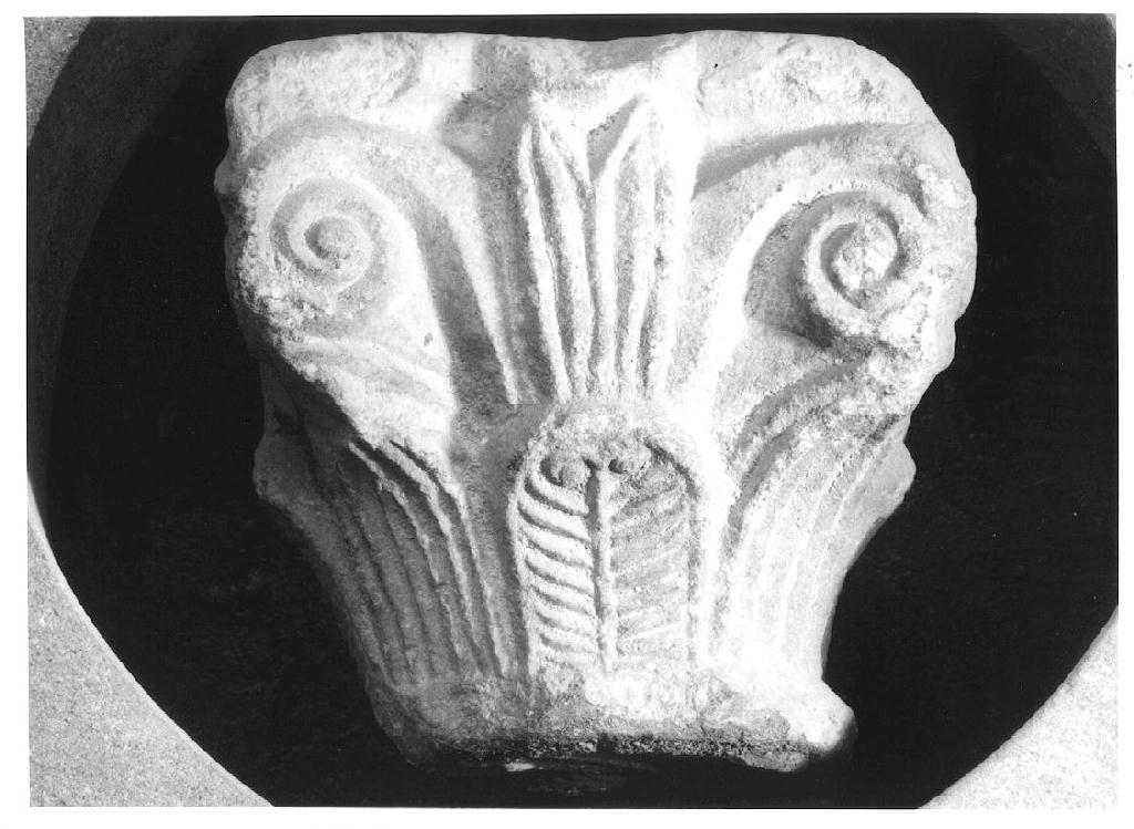 capitello - manifattura lombarda (sec. VIII)