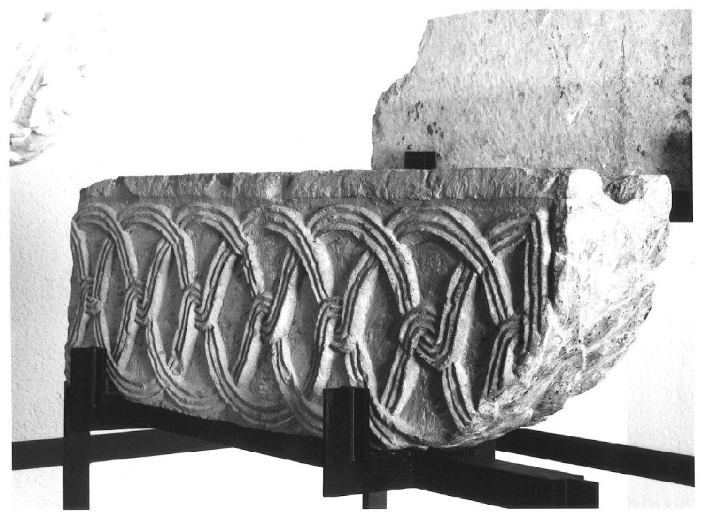 pilastrino - manifattura lombarda (sec. VIII)