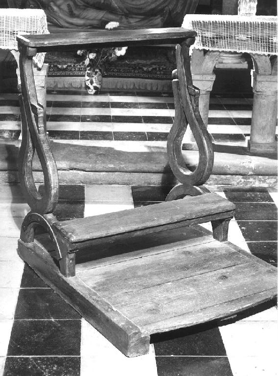 inginocchiatoio - ambito emiliano-piacentino (inizio sec. XX)