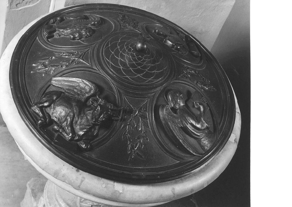 coperchio del fonte battesimale di Tavani Pietro (sec. XX)