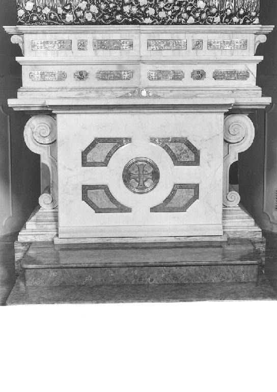 altare maggiore - ambito Italia settentrionale (sec. XX)