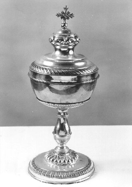 pisside - ambito emiliano-lombardo (ultimo quarto sec. XIX)