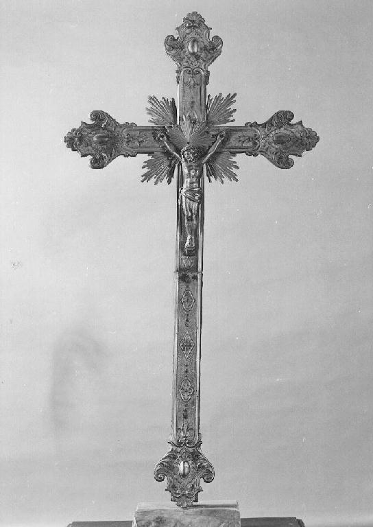 croce d'altare - produzione Italia settentrionale (fine/inizio secc. XIX/ XX)