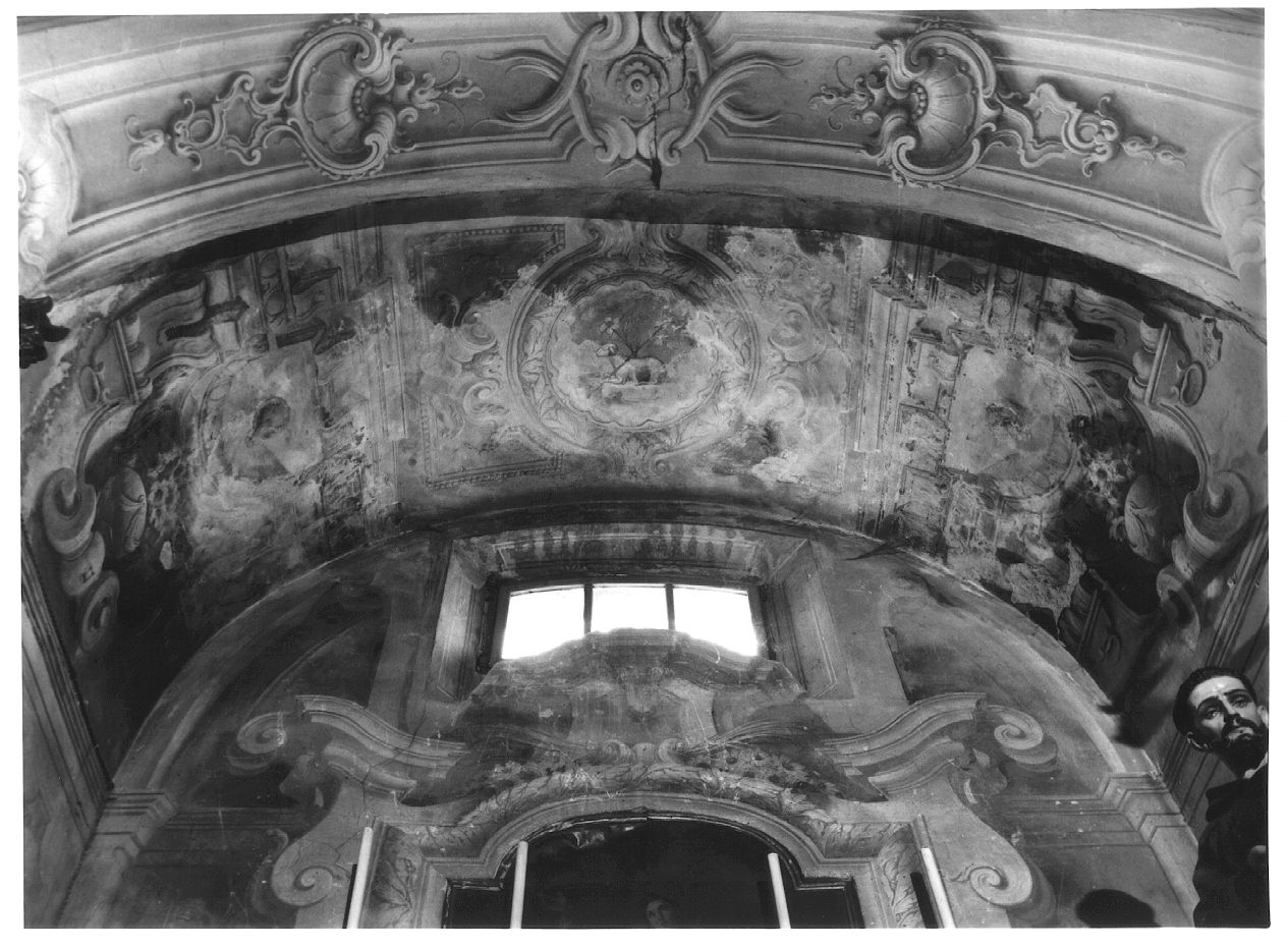 quadratura architettonica; Agnus Dei (decorazione pittorica) - ambito piacentino (primo quarto sec. XVIII)