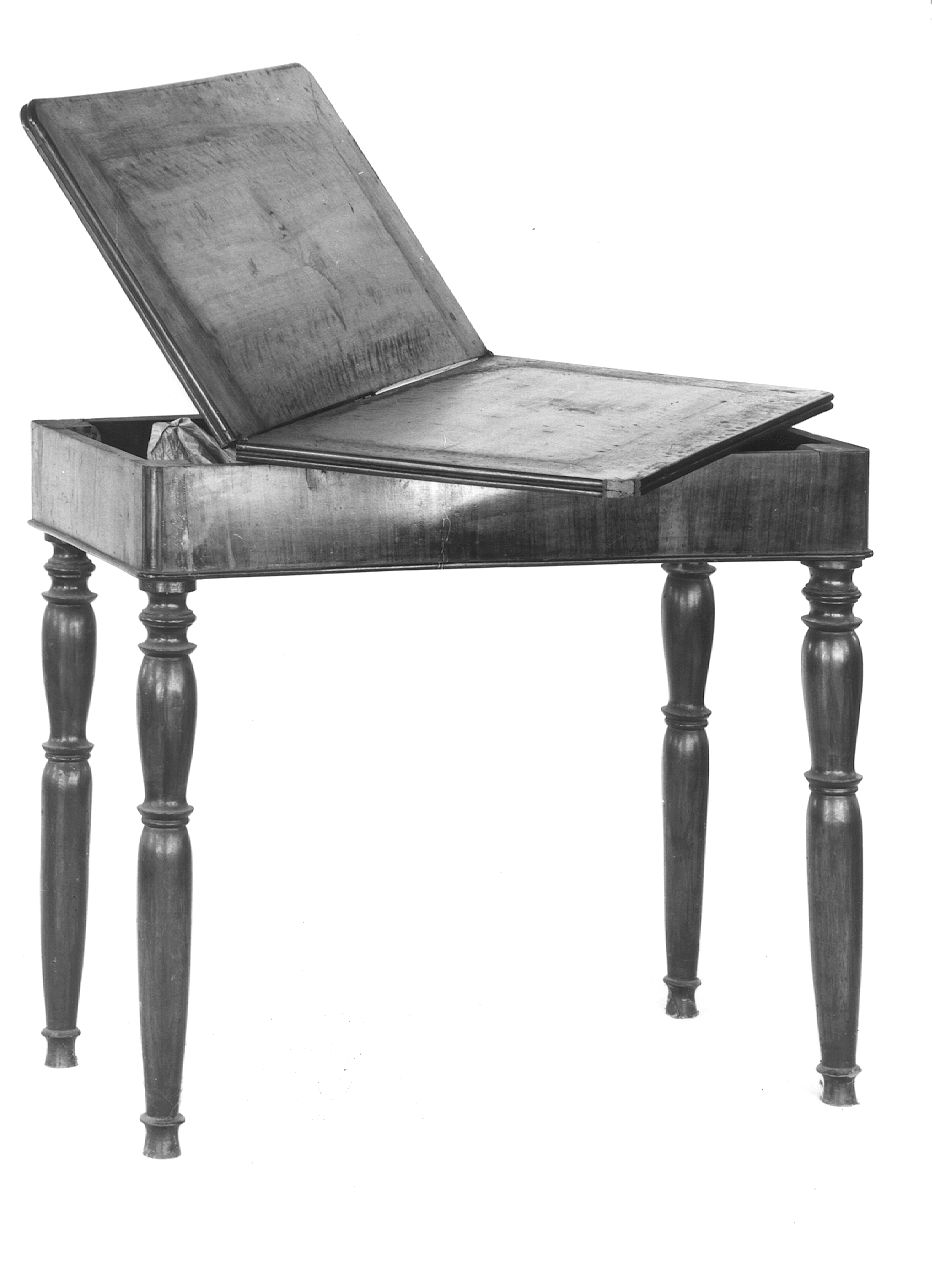 tavolino da gioco - ambito piacentino (sec. XIX)