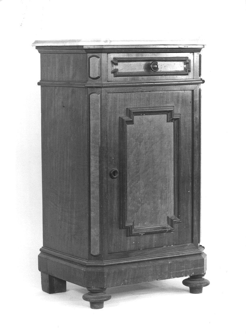 comodino - ambito piacentino (prima metà sec. XX)