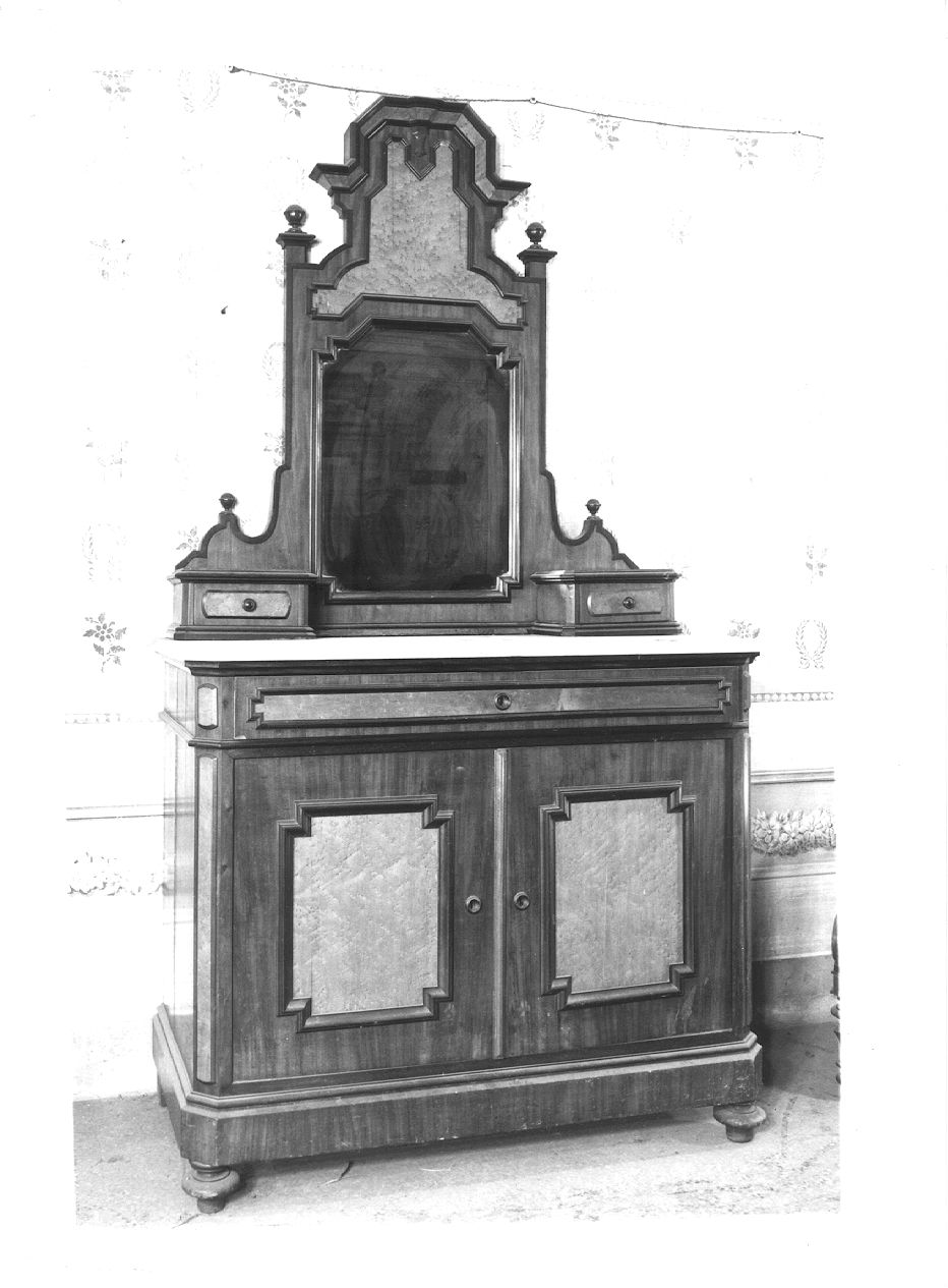 comò - ambito piacentino (sec. XX)