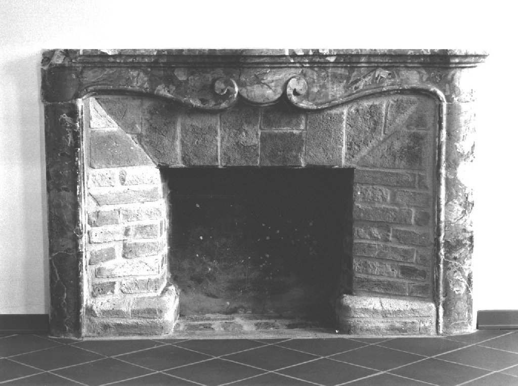 mostra di camino - ambito piacentino (sec. XVIII)