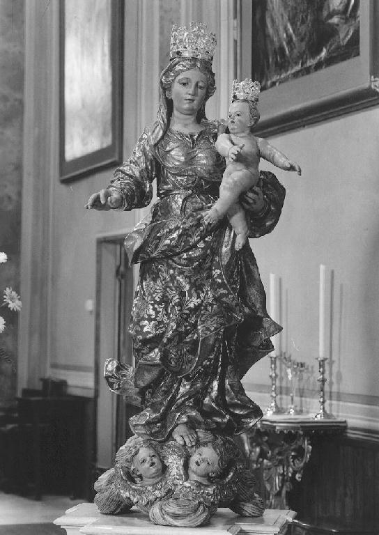 Madonna con Bambino (statua) di Setti Giovanni (fine/inizio secc. XVII/ XVIII)
