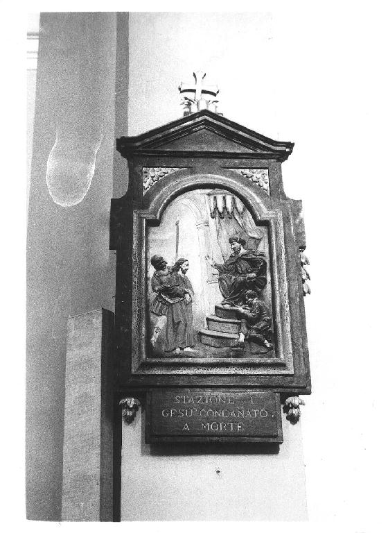 stazioni della Via Crucis (rilievo, ciclo) - ambito piacentino (primo quarto sec. XX)
