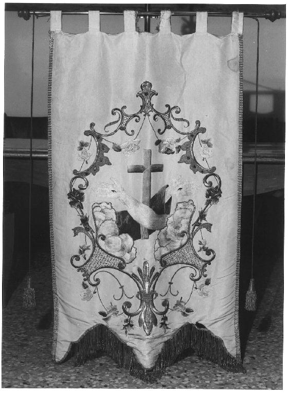 stendardo processionale - manifattura piacentina (seconda metà sec. XIX)