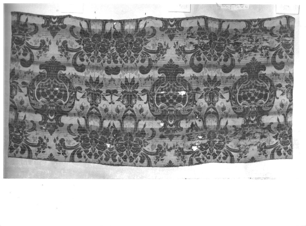 tappeto - manifattura italiana (ultimo quarto sec. XVIII)