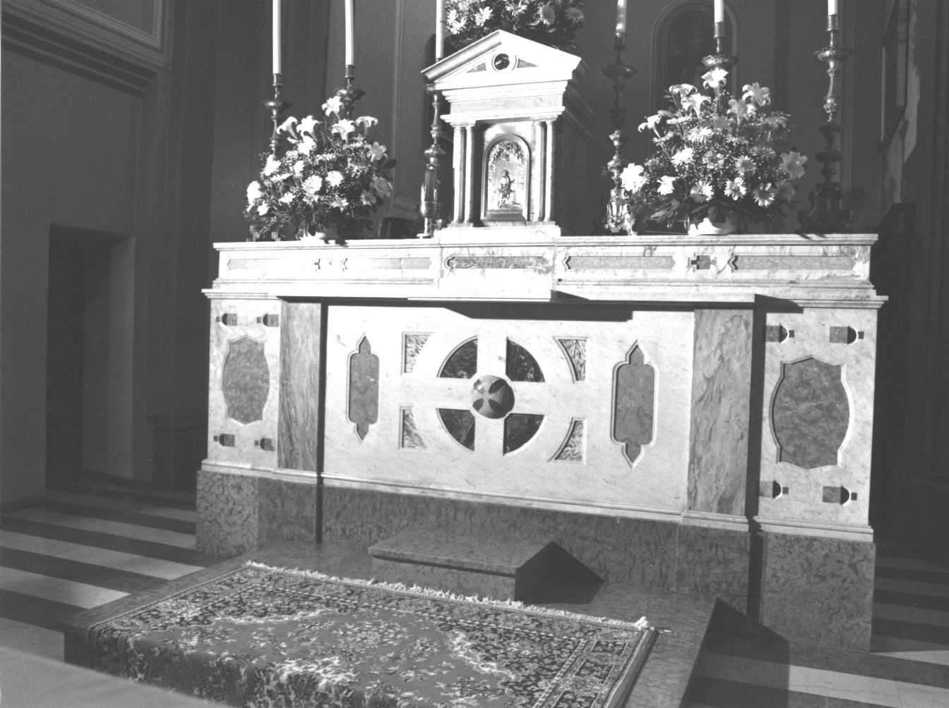 altare maggiore, insieme di Polloni, Bellosio Eugenio (sec. XX)