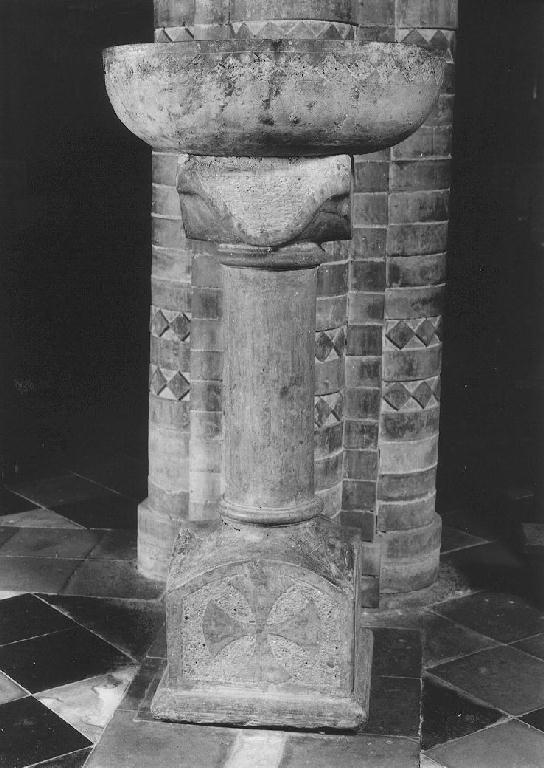 acquasantiera - a fusto, serie - ambito emiliano (inizio sec. XX)