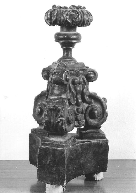 base per croce d'altare - ambito emiliano (seconda metà sec. XVIII)