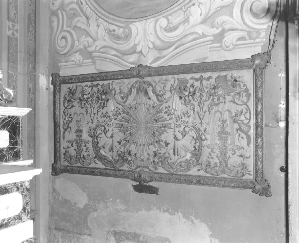 Ostia raggiata e simboli eucaristici (paliotto) - ambito cremonese (prima metà sec. XVIII)