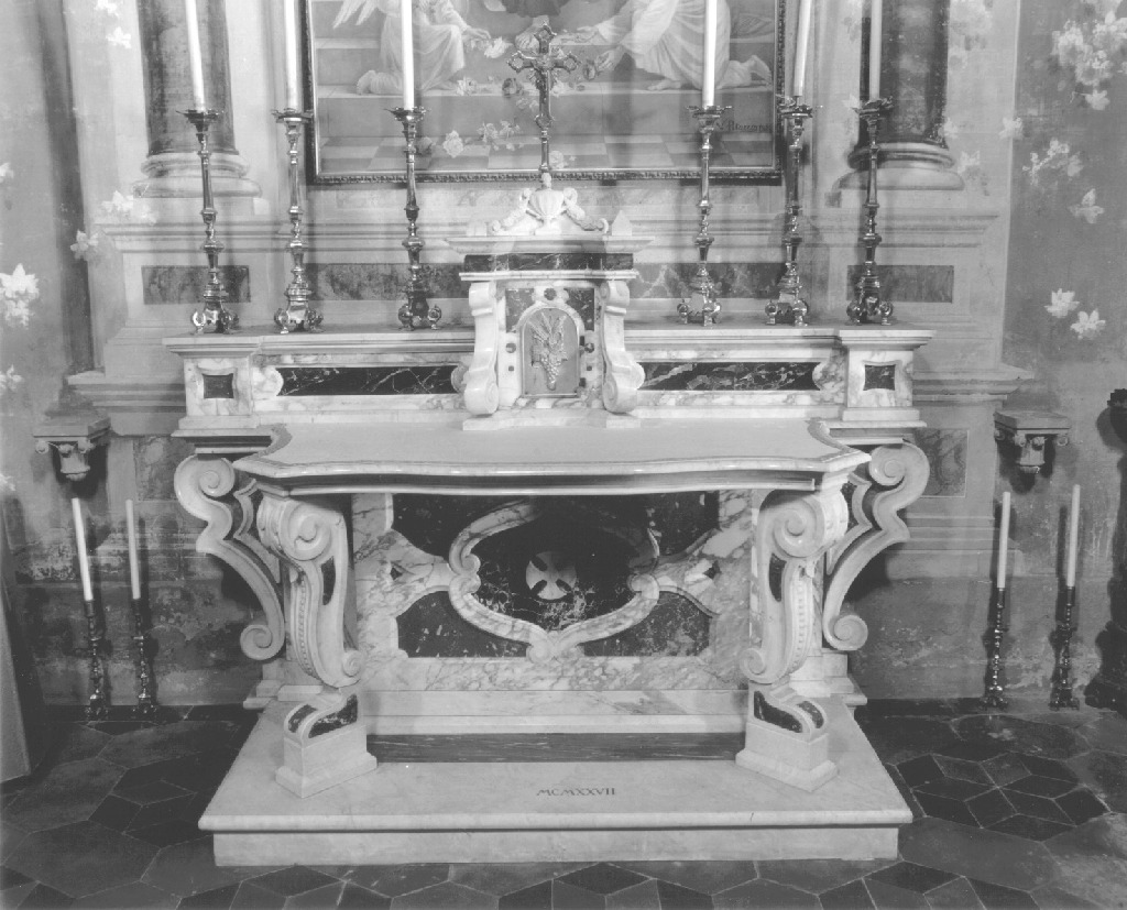 altare di Strinati Carlo (sec. XX)