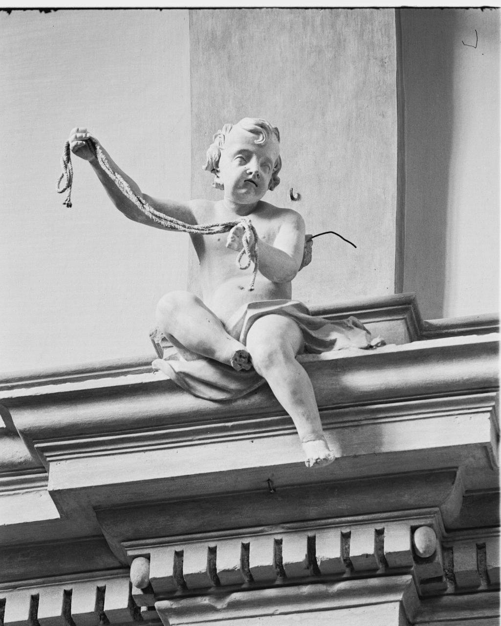 Angeli con i simboli della Passione (scultura, ciclo) - ambito lombardo (sec. XVIII)