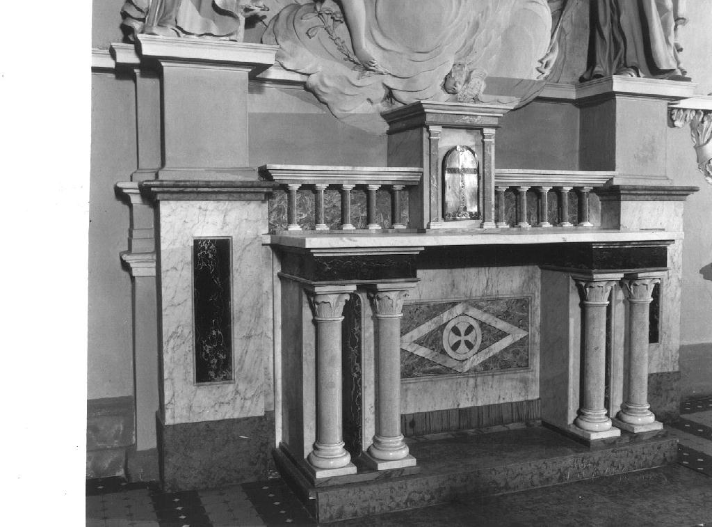 altare - ambito piacentino (sec. XX)