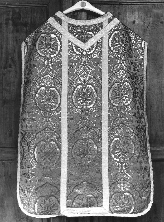 paramento liturgico, insieme - produzione Italia settentrionale (prima metà sec. XX)