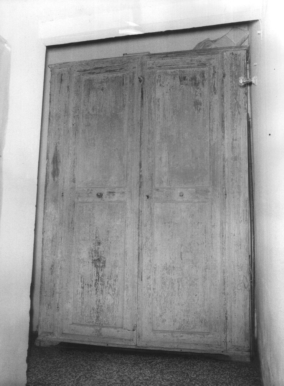 armadio - a muro - ambito piacentino (sec. XIX)