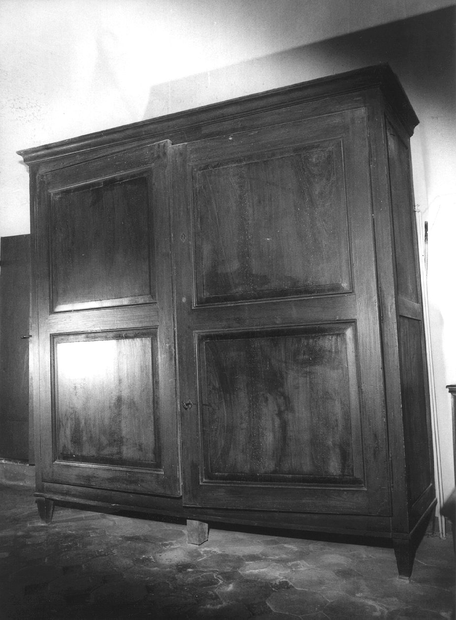 armadio - ambito piacentino (prima metà sec. XIX)