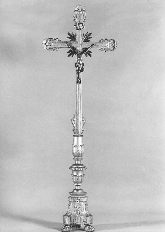 croce d'altare, elemento d'insieme - ambito parmense-piacentino (sec. XIX)