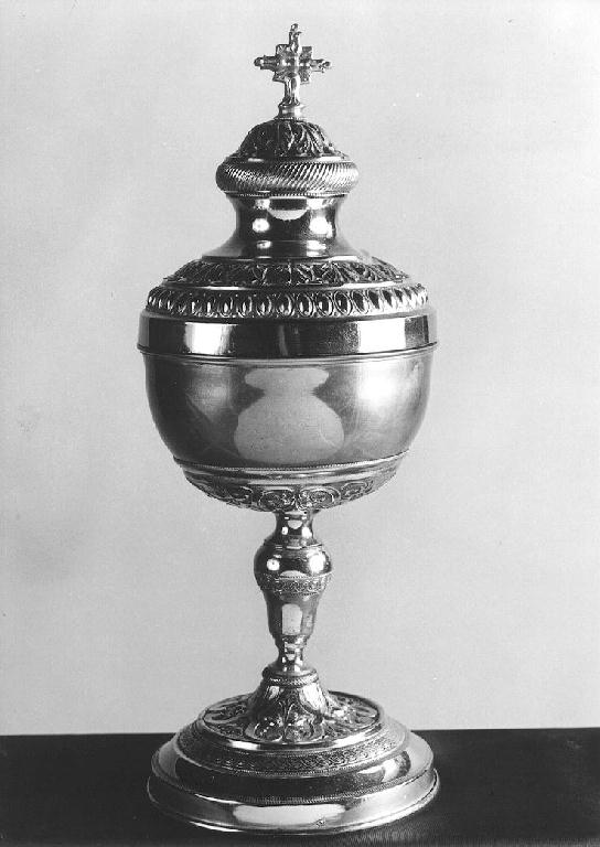 pisside - produzione Italia settentrionale (prima metà sec. XX)