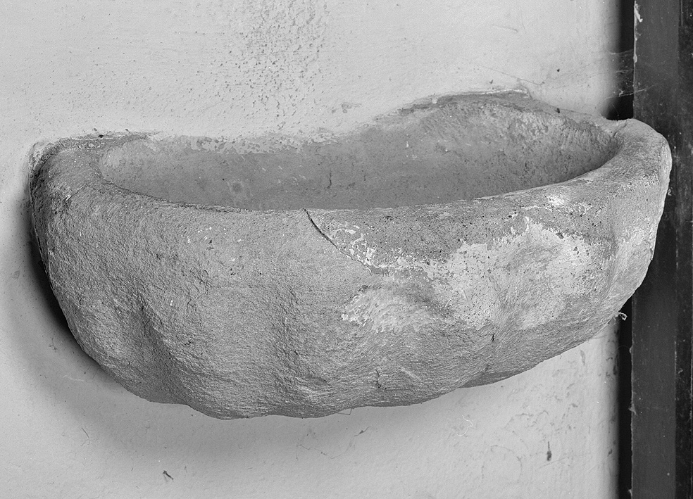 acquasantiera da parete - ambito piacentino (sec. XVIII)