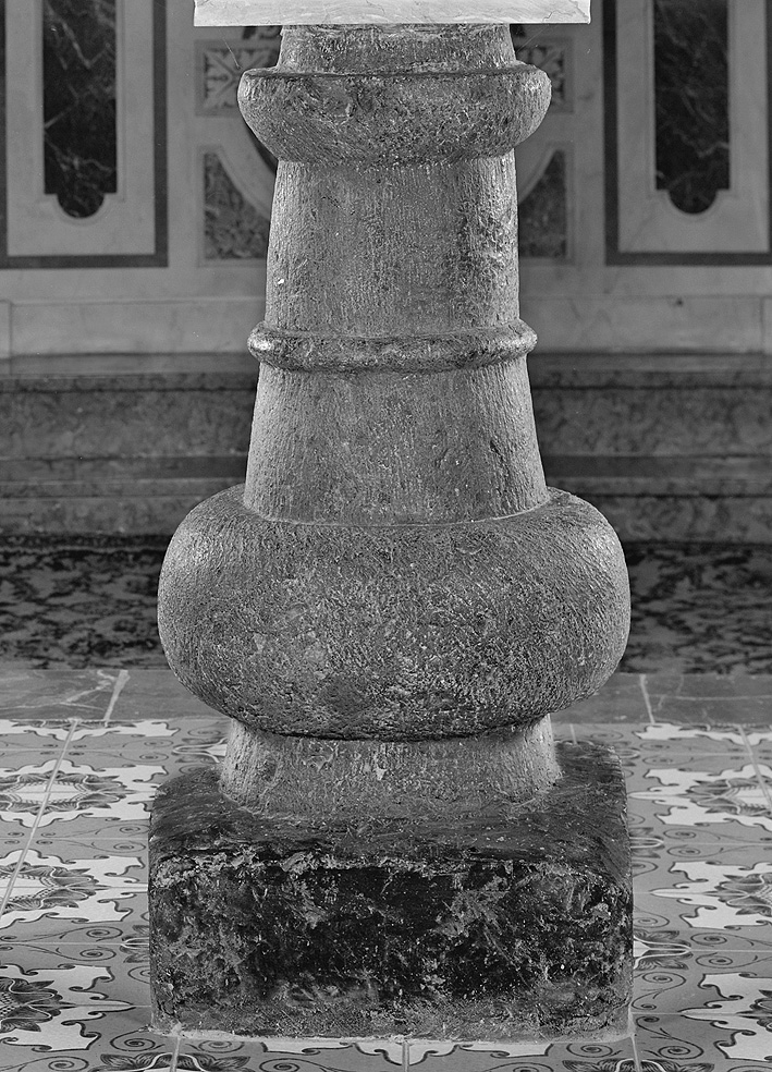 fonte battesimale - a fusto - ambito piacentino (sec. XVII)