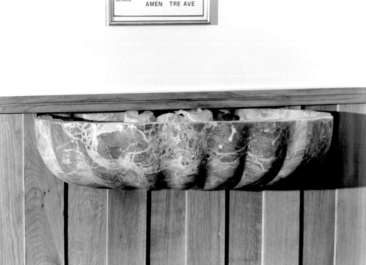 acquasantiera da parete - ambito piacentino (sec. XVIII)