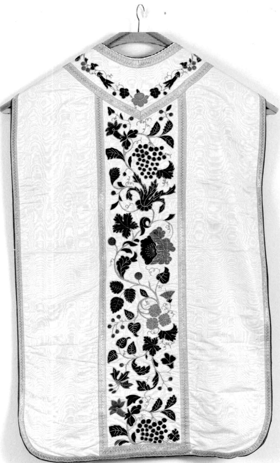 paramento liturgico, insieme - manifattura piacentina (prima metà sec. XIX)