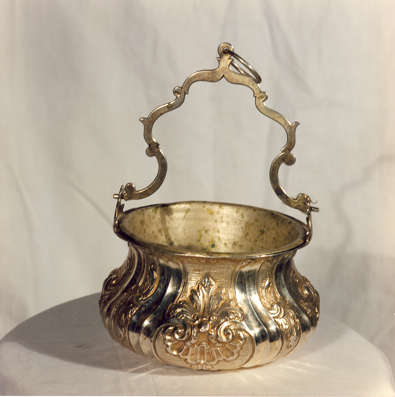 secchiello per l'acqua benedetta, elemento d'insieme di Froni Giovanni (seconda metà sec. XVIII)