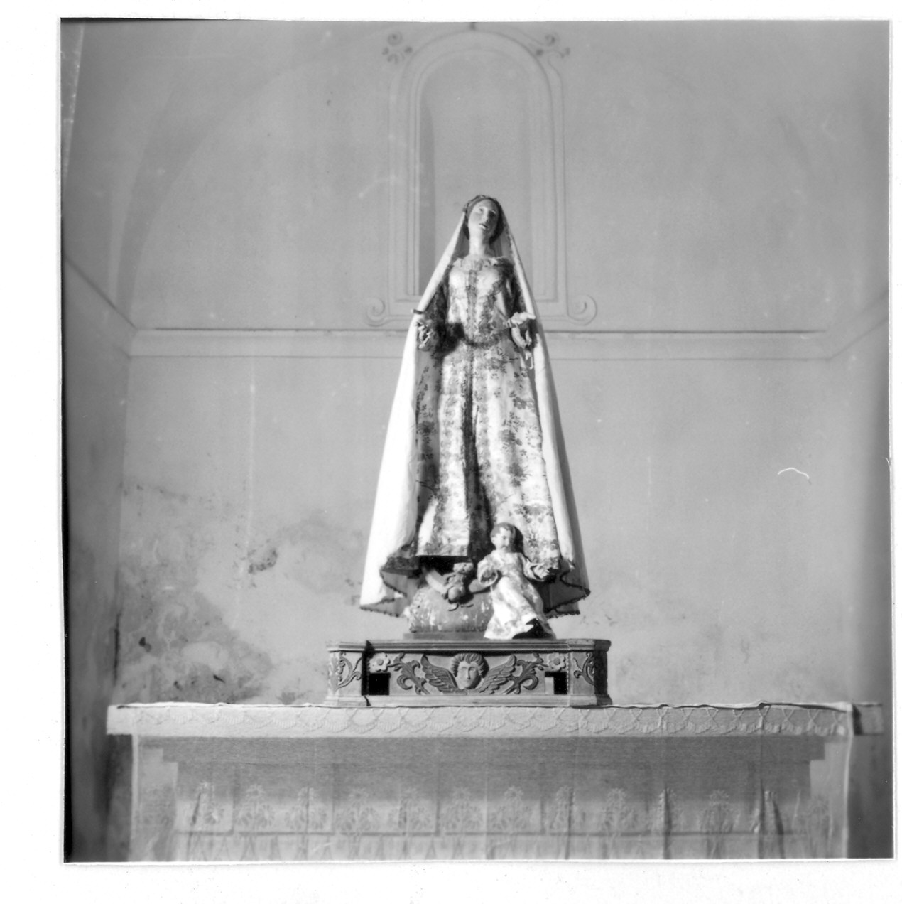Madonna Universale, Madonna con Bambino (statua) - ambito parmense-piacentino (fine, seconda metà sec. XVII, sec. XVIII)