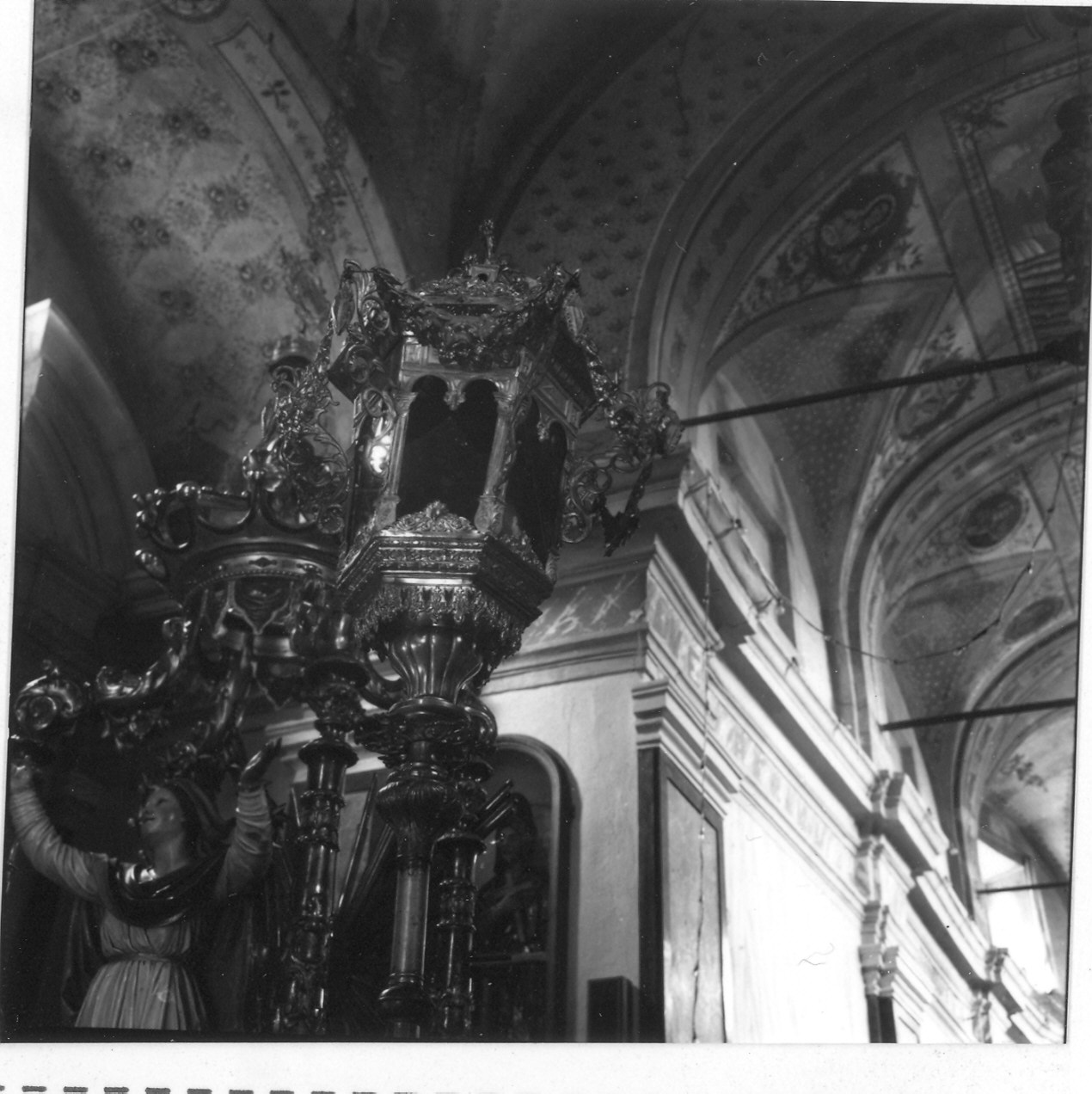 lanterna processionale, coppia - ambito parmense (fine sec. XIX)